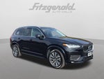 2022 Volvo XC90 Momentum