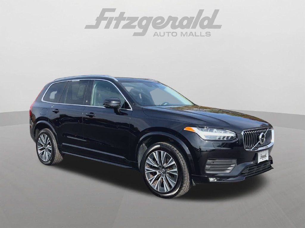 2022 Volvo XC90 Momentum