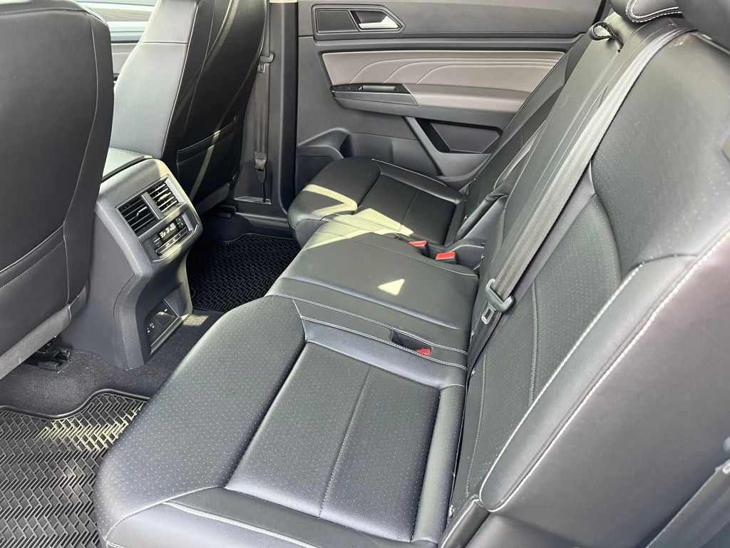 2021 Volkswagen Atlas 3.6L V6 SE w/Technology