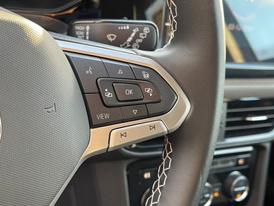 2024 Volkswagen Taos SEL