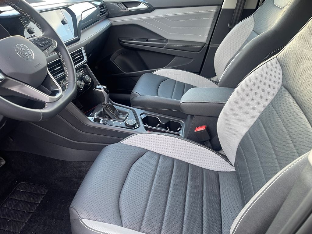 2024 Volkswagen Taos SEL