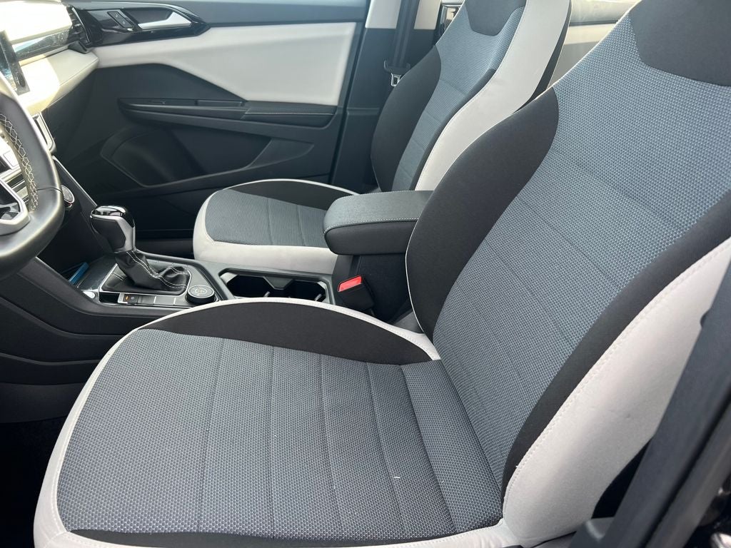 2025 Volkswagen Taos S