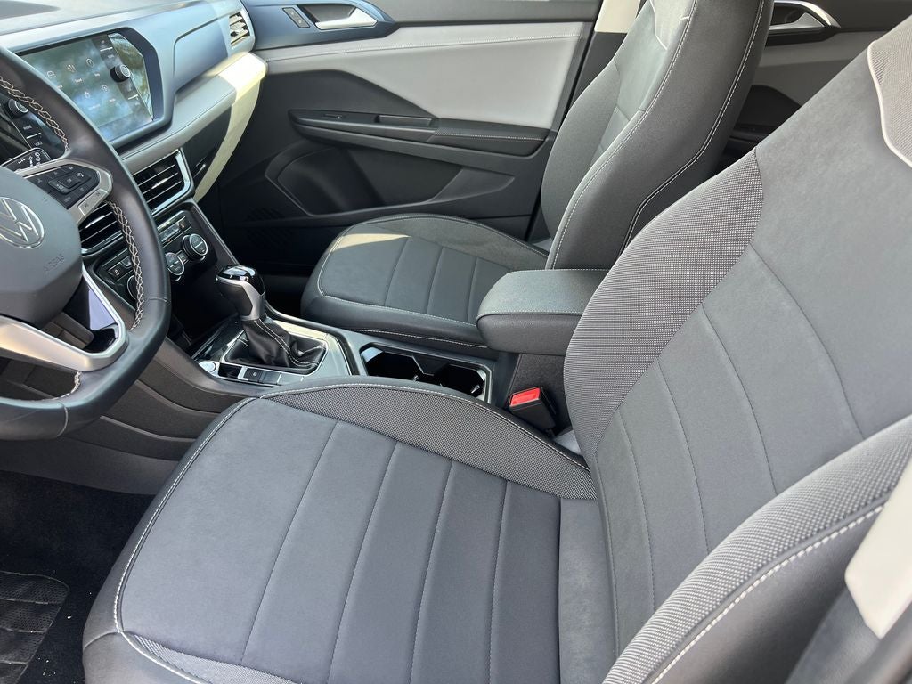 2024 Volkswagen Taos SE