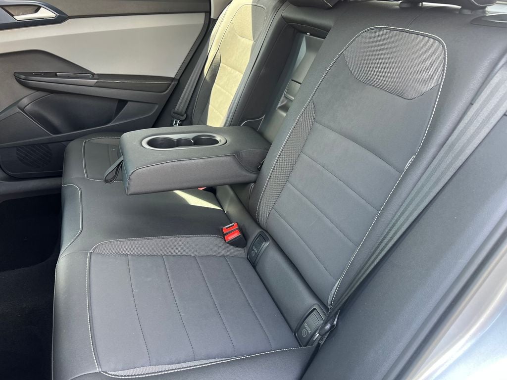 2024 Volkswagen Taos SE