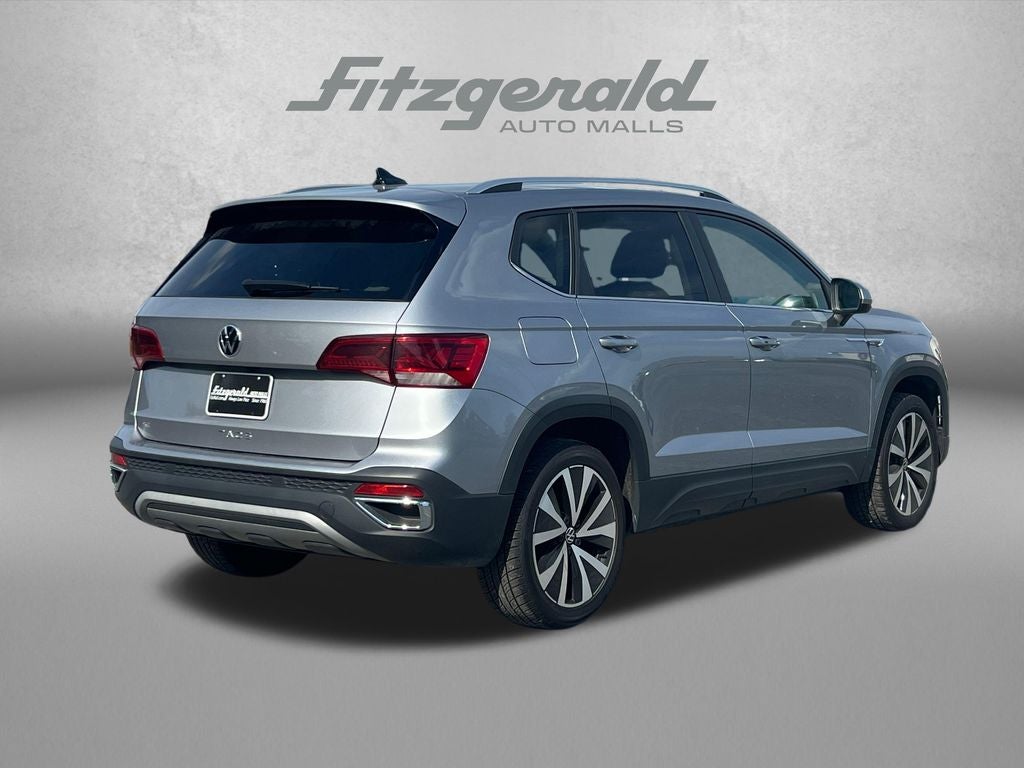 2024 Volkswagen Taos SE