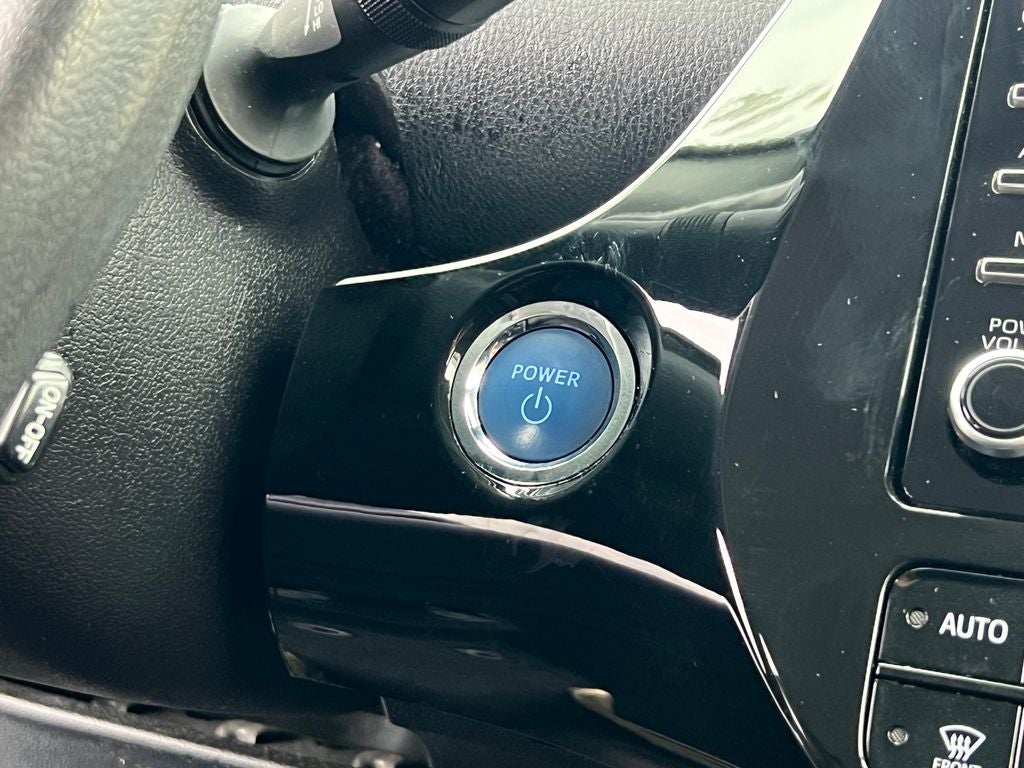 2022 Toyota Prius L Eco