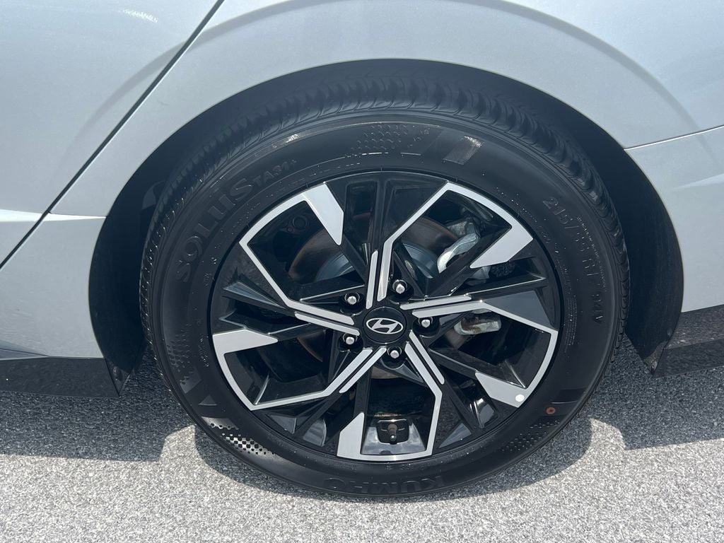 2025 Hyundai SONATA SEL
